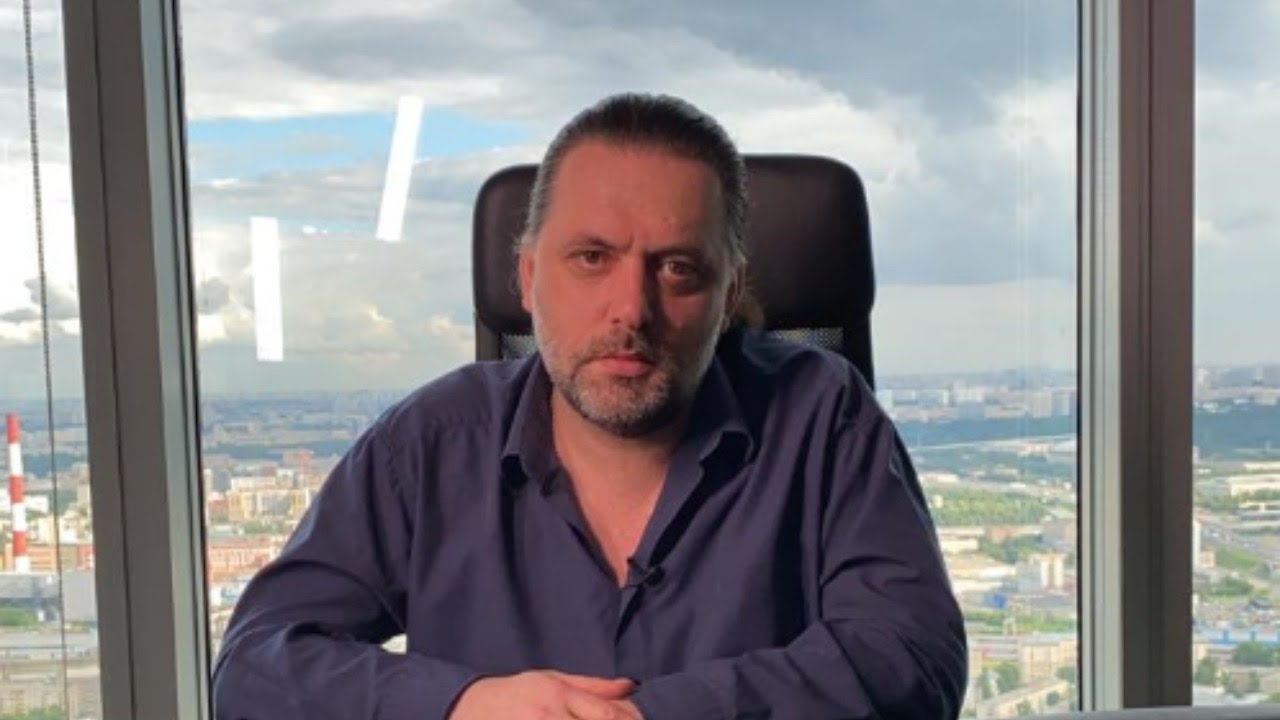 Роман Шапошников